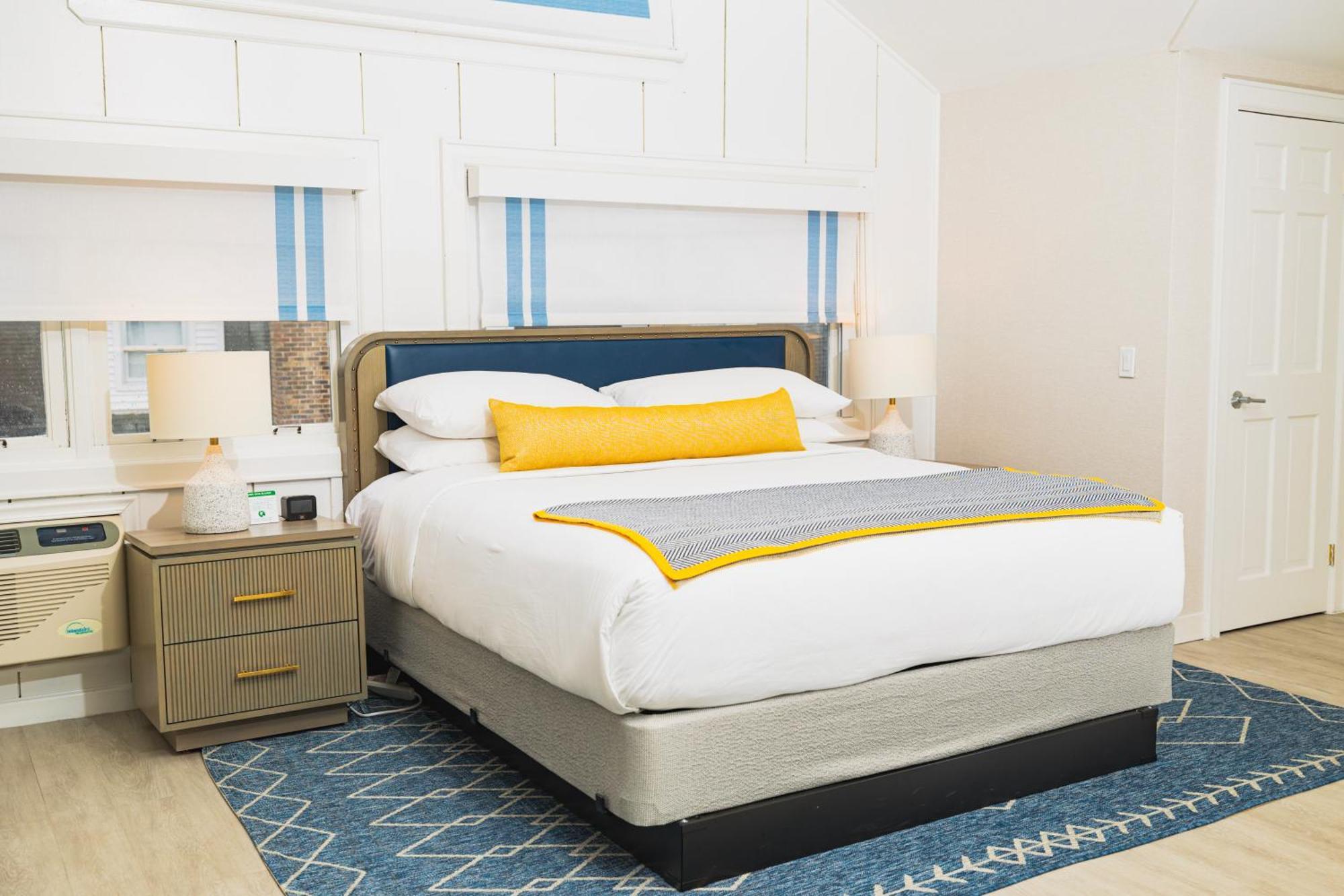 แดนฟอร์ด โฮเต็ล แอนด์ มารีนา Hotel พอร์ท เจฟเฟอร์สัน ภายนอก รูปภาพ